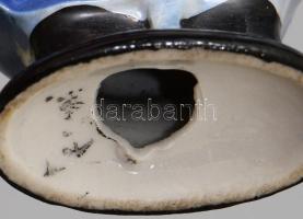 Art deco táncosnő figura. Jelzés nélkül, hibátlan, m: 13 cm