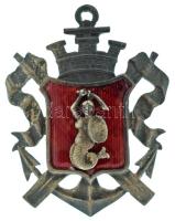 Lengyelország 1940 k. "Varsói Evezős Társaság" zománcozott fém jelvény (22x29mm) T:AU patina / Poland around 1940. "Warsaw Rowing Society" enameled metal badge (22x29mm) C:AU patina