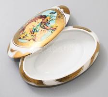 Hollóházi porcelán bonbonier Faragó Miklós (1947- ) által tervezett: A négy évszak - Ősz dekorral. L...