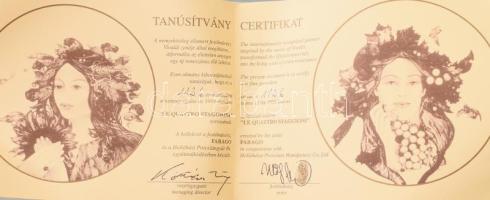 Hollóházi porcelán bonbonier Faragó Miklós (1947- ) által tervezett: A négy évszak - Ősz dekorral. L...