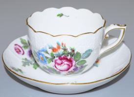 Herendi Bouquet de Saxe mintás csésze alátéttel. Jelzett, hibátlan, d: 11,5 cm