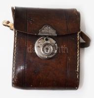 cca 1930/35 Welta Gucki fényképezőgép, Xenar f:2,9 F=5cm objektívvel, jó állapotban, bőr tokjában