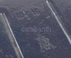 cca 1940 Filmelőhívó tál, jelzett, sérüléssel, 20x15 cm