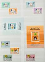 Jemen és Jordánia modern gyűjtemények 2 db A/4 berakóban