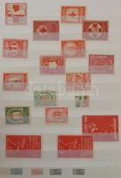 600 db régi magyar és külföldi levélzáró jó motívumokkal 16 lapos A/4 berakóban