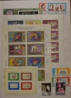 13 berakót tartalmazó nagybani tétel, 8 db 16 lapos A/4 berakóban 1980 előtti gyűjtemények, bennük k...