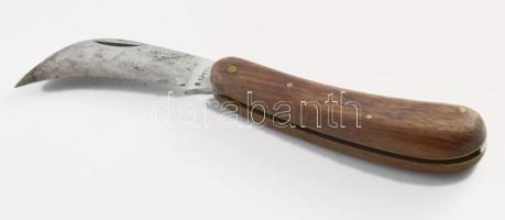 Jelzett kacorkés, fa nyéllel, nyitva h: 19 cm