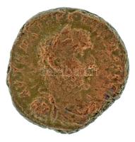 Római Birodalom 262-263 / Gallienus / Egyiptom / Alexandria / Tetradrachm bronz (9,27g) T:XF,VF Roman Empire 262-263 / Gallienus / Egypt / Alexandria / Tetradrachm bronze "AVT K PAIK GALLINIOS SEV" eagle standing left, head right with wreath in its beak, palm branch to left (9,27g) C:XF,VF