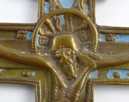 Krisztus a kereszten - ortodox feszület. Orosz, cca 19. sz. közepe, zománcozott bronz, 15x8,5 cm