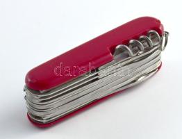 Sokrészes svájci bicska, csukva h: 9,5 cm