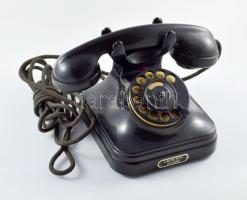 cca 1940, CB 35 bakelit telefon, Magyar Posta tulajdona címkével, jó állapotban.