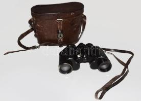 cca 1940 Carl Zeiss Jena 6x30 II. világháborús német távcső, jelzett, sorozatszámmal, sérült bőr kemény tokkal.