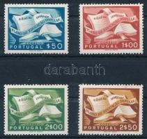 1954 Oktatás sor Mi 825-828 (Mi EUR 65.-)