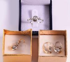 Bartha Mariann ötvösművész ezüst (Ag) gyűrű (méret: 60), medál és fülbevaló szett, jelzett, mesterje...