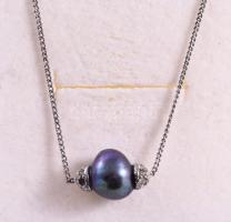 Olasz ezüst (Ag) nyaklánc, édesvizi gyönggyel, jelzett, eredeti dobozában, bruttó 2,6g