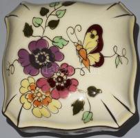 Zsolnay pillangó mintás bonbonier. Jelzett, hibátlan, 7,5x7,5 cm