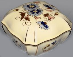 Zsolnay búzavirág mintás bonbonier. Jelzett, hibátlan, 10,5x10,5 cm