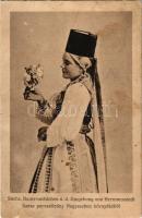 Nagyszeben, Hermannstadt, Sibiu; Szász parasztleány környékéről / Sächs. Bauernmädchen aus der Umgebung / Transylvanian Saxon folklore (lyuk / pinhole)