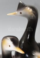 Hollóházi búbos vöcsök pár. Kézzel festett, jelzett, hibátlan , m: 20 cm