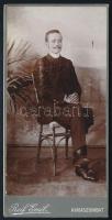 cca 1890 Fiatal úr portréja, keményhátú fotó Reif Emil rimaszombati műterméből (,,Elsö Gömörmegyei fényirda"), kissé kopott, foltos, 15x7,5 cm (Ritka!)