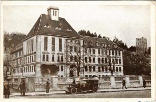 Brassó, Kronstadt, Brasov; Gimnaziul Evanghelic / Evangélikus gimnázium, automobil / Lutheran high school, automobile (EB)