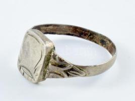 Vegyes sokdarabos ezüst (Ag) ékszer tétel, zömmel jelzett, 1-1 sérült, nettó 34g