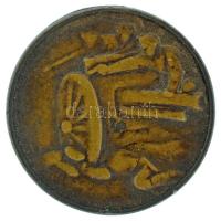 Osztrák-Magyar Monarchia 1915. "A Krasniki diadalmas csatában az oroszoktól elvett ágyúból verette az Auguszta-Alap 1914-1915" bronz emlékérem. Szign.: Murányi Gyula (21,5mm) T:XF patina, hiányos perem