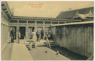 Kovászna, Covasna; Pokolsár gyógyfürdő, belső, fürdőzők. Szabó nyomda kiadása, (W.L. ?) / spa, bathhouse, shops (ázott / wet damage)