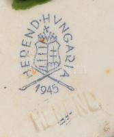 Herendi 2 darab rózsa, jelzett, egyik sérült, másikon kis pattogzás, d: 8-10 cm