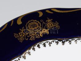 Zsolnay Pompadour mintás süteményes készlet. Jelzett, teljes, hibátlan, d: 19,5-29,5 cm