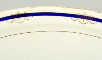 cca 1900/1920 Szecessziós mintás osztrák pecsenyés kínáló, jelzett, kopással, 44x28 cm