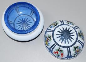 Többrétegű csiszolt és zománcfestett mintás bonbonier és váza. Jelzés nélkül, minimális pattogzással...