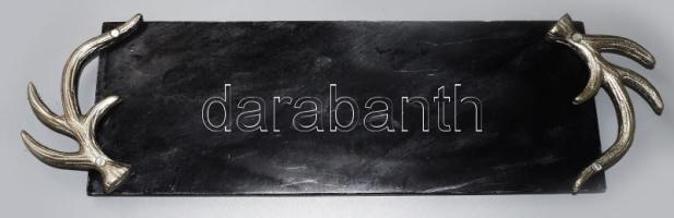 Vadász stílusú 8 személyes italszervírozó készlet, italos üveg, 8 darab römer pohár, agancsalakú fog...