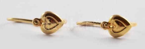 Arany (Au) 14K szívmintás fülbevalópár, jelzett, 1,3×0,7 cm, nettó: 1,1 g
