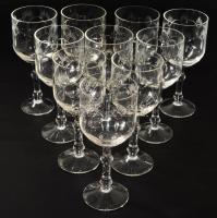 cca 1900, 10 darabos osztrák vagy magyar kristályüveg pohár garnitúra, minimális pattogzással, m: 16,5 cm
