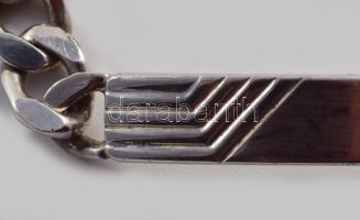 Ezüst (Ag) lapos pancer karkötő, véshető résszel, jelzett, h: 20 cm, nettó: 19,2 g