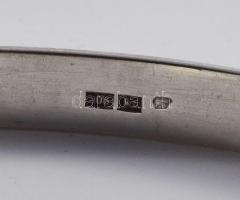 Ezüst (Ag) mintás karperec, jelzett, d: 6,5 cm, nettó: 12,3 g