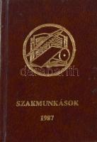 Szakmunkások 1987. (Minikönyv). Bp., 1987, Nyomda-, Papíripar és a Sajtó Dolgozóinak Szakszervezete. Kiadói műbőr-kötés. Kereskedelmi forgalomba nem került.