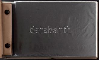 130 x 200 mm méretű, kétoldalas levélberakó 100 db küldemény részére, csavaros műbőr borítóval, új á...