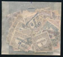 155 db Hivatalos és Portó bélyeg hármaslyukasztással, kis zacskóban ömlesztve