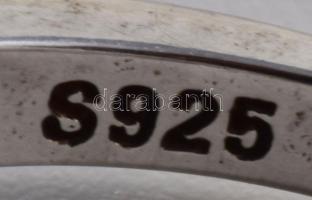 Ezüst (Ag) opálköves gyűrű, jelzett, méret: 63, bruttó: 3,1 g