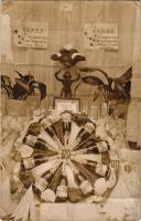 Kolozsvár, Cluj (?); KKASE (Kolozsvári Kereskedelmi Alkalmazottak Sport Egyesülete) kereskedő bál szépségverseny díjai / Sports Association of Cluj Commercial Employees, prizes of the beauty pageant. photo (fa)