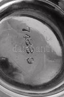 Ezüst (Ag) angol füles konyakos pohárka, jelzett, nettó: 198,7 g