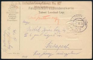1918 Tábori posta levelezőlap kisméretű "Isonzo" és piros-fehér sávos dombornyomással Buda...