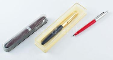 cca 1970, 3 darab toll, közte Parker, töltőtollak