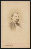 cca 1865 férfi portré. Vizitkártya Barabás és Fájth pesti műterméből, 9,5x6 cm