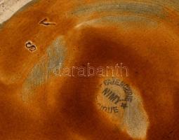 cca 1890-1910 Faiencerie de Nimy plasztikus életkép mintás boroskancsó, jelzett, hibátlan, m: 23,5 c...