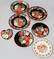 Ditmar 6 darab dísztál és egy falidísz, jelzett, kopással, d: 23 cm