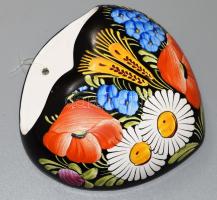 Ditmar 6 darab dísztál és egy falidísz, jelzett, kopással, d: 23 cm