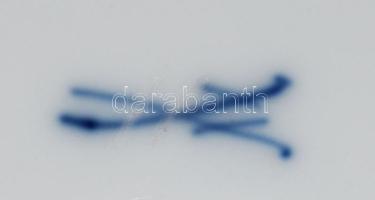 Meissen máz alatti kobaltkék hagymamintával festett áttört dísztál, jelzett, hibátlan, d: 20 cm